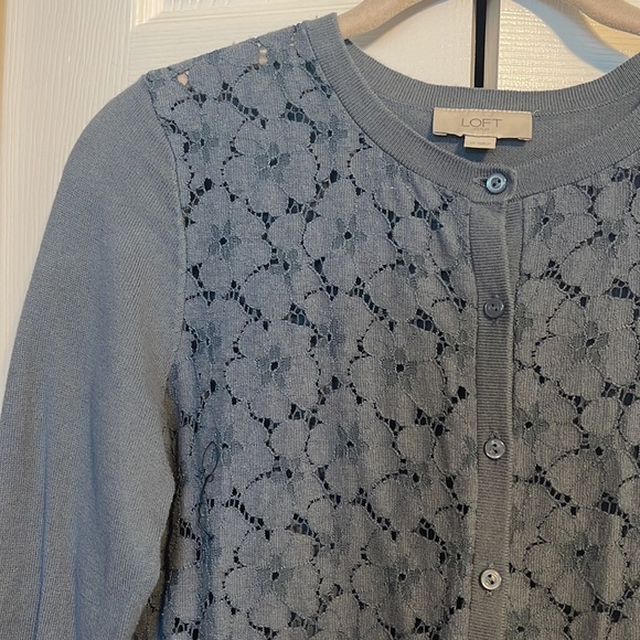 NWOT LOFT cardigan sweater with lace overlay in blue size XS - Picture 3 of 7